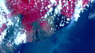 This Is What Hawaii's Volcanic Eruption Looks Like From Space<em></em>